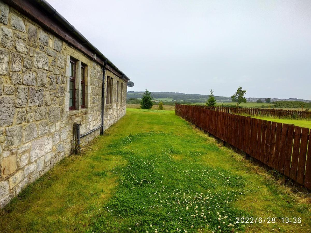 Cottage With Panoramic Views Kirk of Shotts Zewnętrze zdjęcie